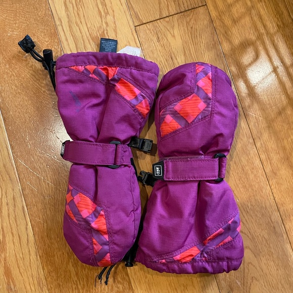 REI toddler baby 18 months snow ski overalls jacket and gloves - Picture 5 of 10